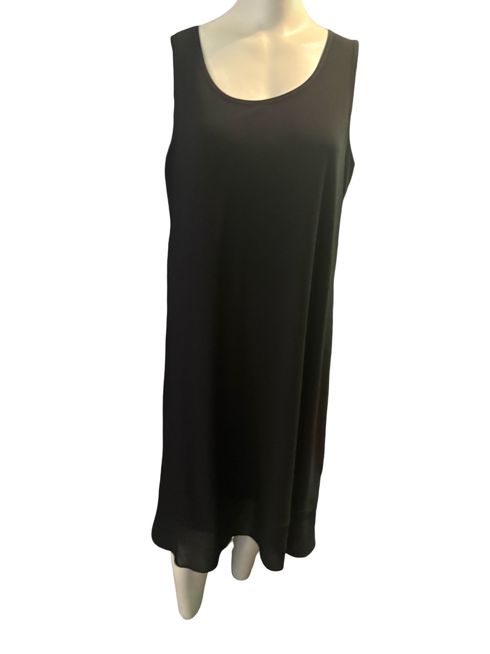 Women’s Sleeveless Black Midi Dress - Sleek Everyday Tank Style